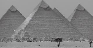 00084-10-the_great_pyramid_with_a_giant_UFO_flying_over_it.png