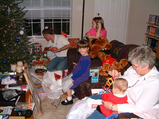 Christmas_Eve_2001_051.jpg