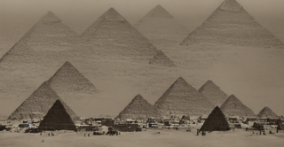 00090-16-the_great_pyramid_with_a_giant_UFO_flying_over_it.png